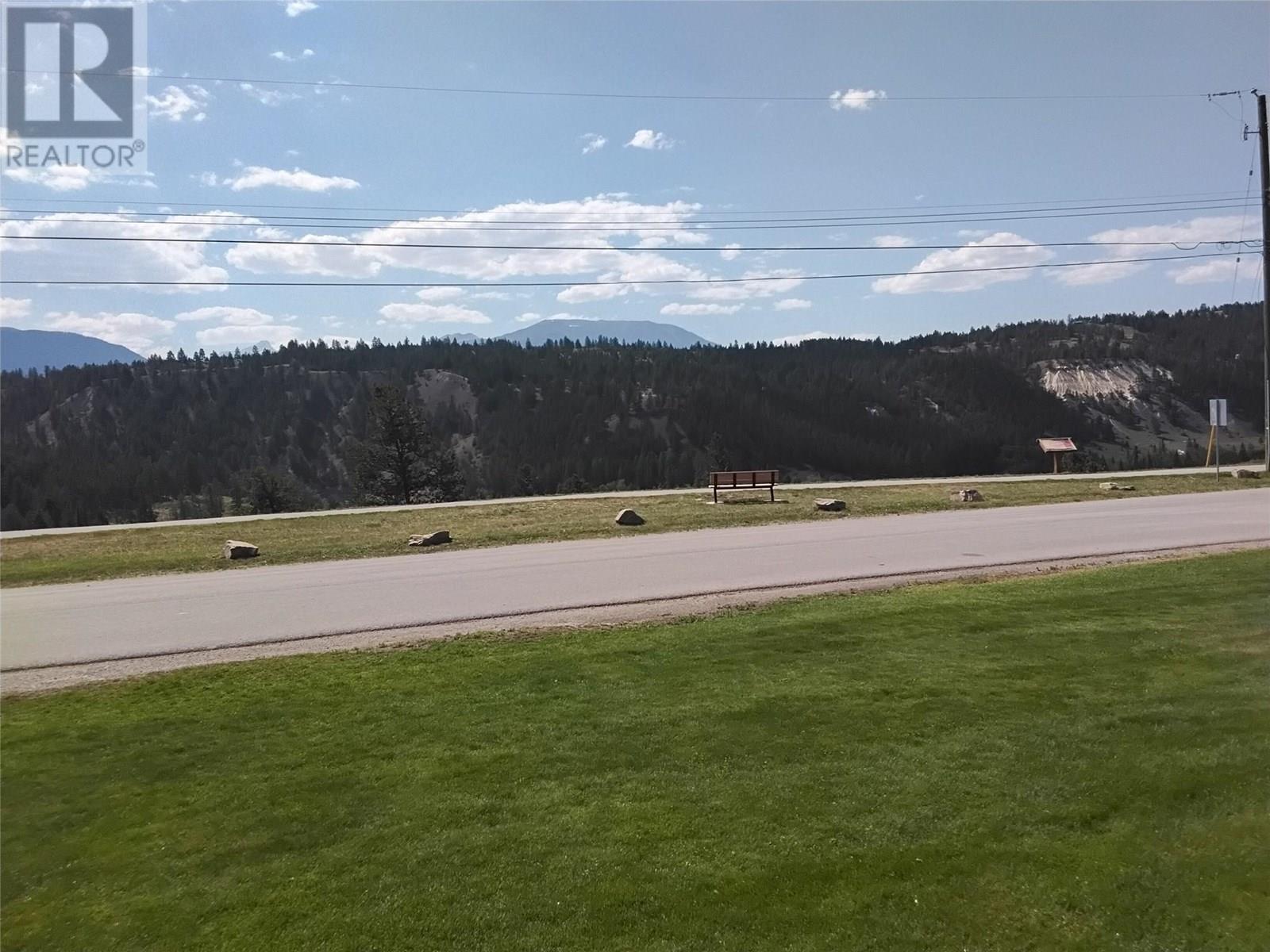 453 13TH Avenue, Invermere