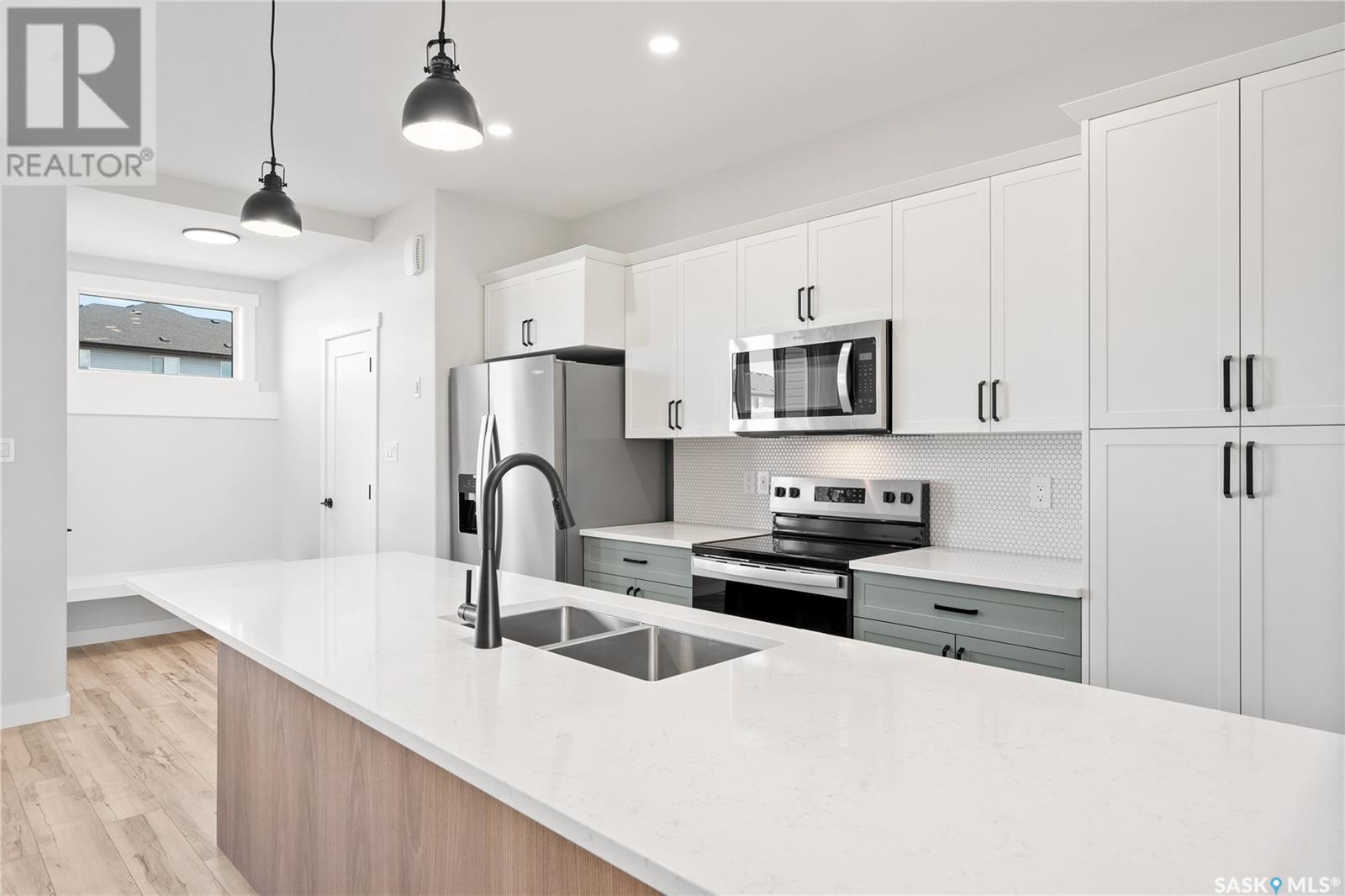 Photo 8 of 1741 West Market Street, Regina SK