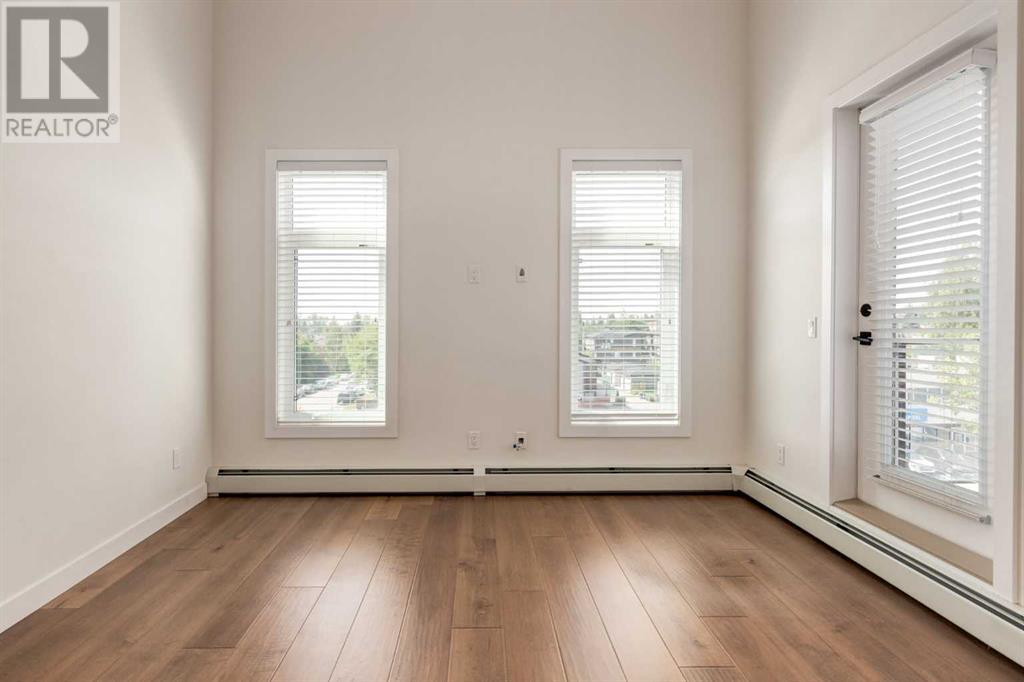 Single Family House for Sale in    Avenue SW Shaganappi Calgary 