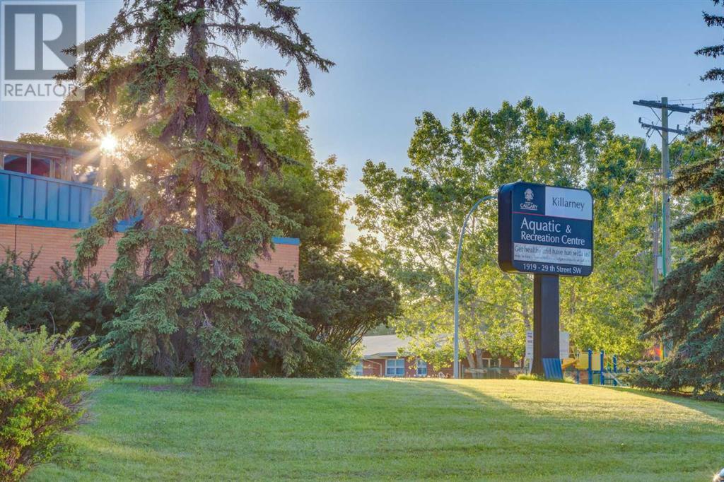 Single Family House for Sale in    Avenue SW Shaganappi Calgary 
