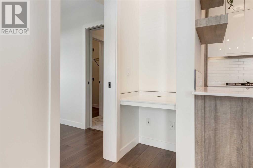 Single Family House for Sale in    Avenue SW Shaganappi Calgary 