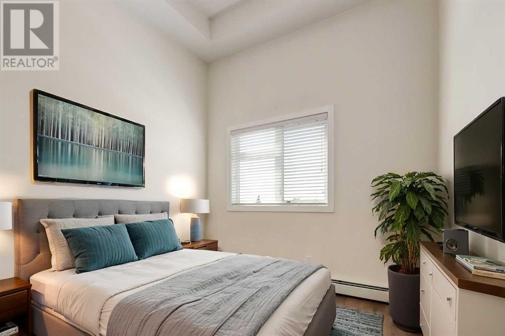 Single Family House for Sale in    Avenue SW Shaganappi Calgary 