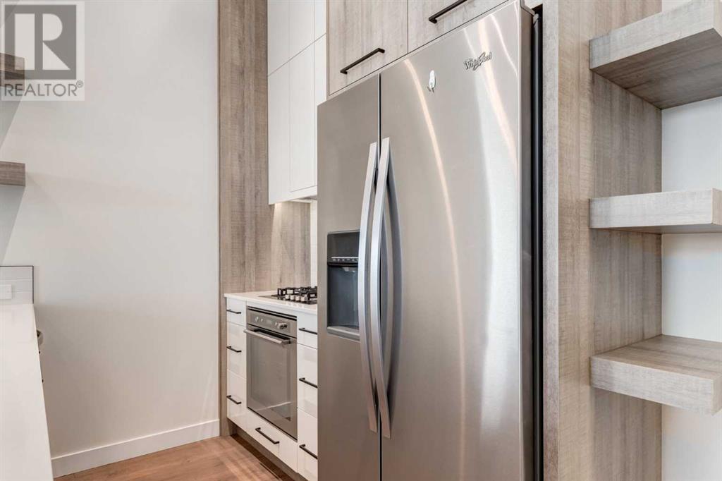 Single Family House for Sale in    Avenue SW Shaganappi Calgary 