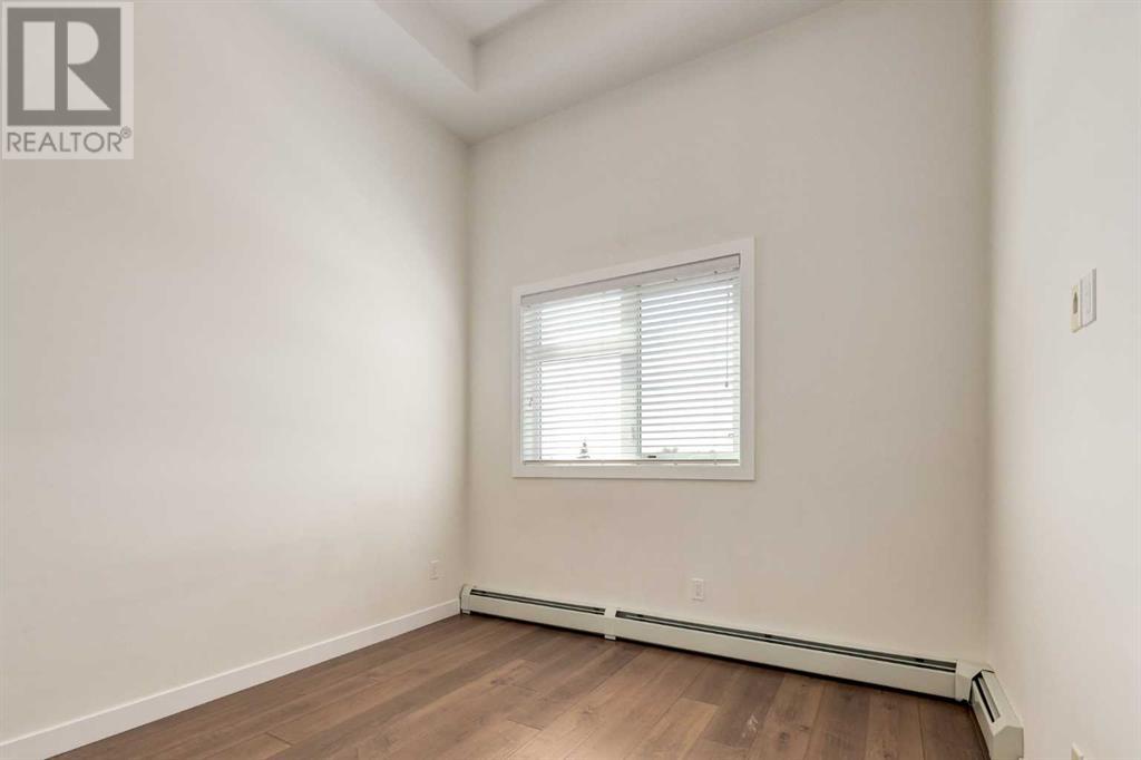 Single Family House for Sale in    Avenue SW Shaganappi Calgary 