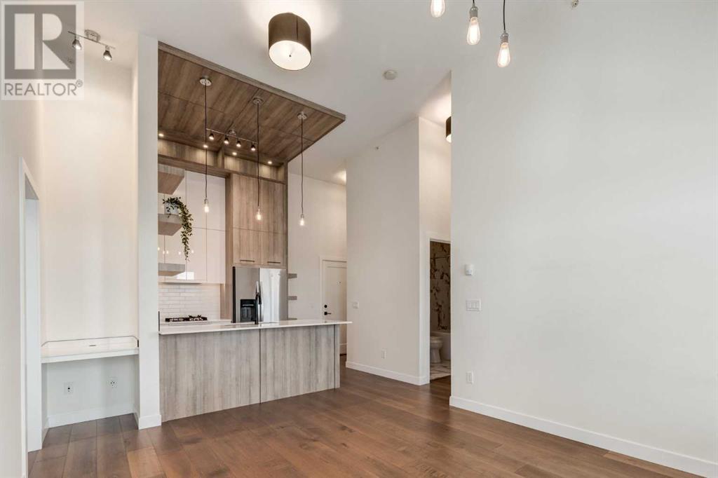 Single Family House for Sale in    Avenue SW Shaganappi Calgary 