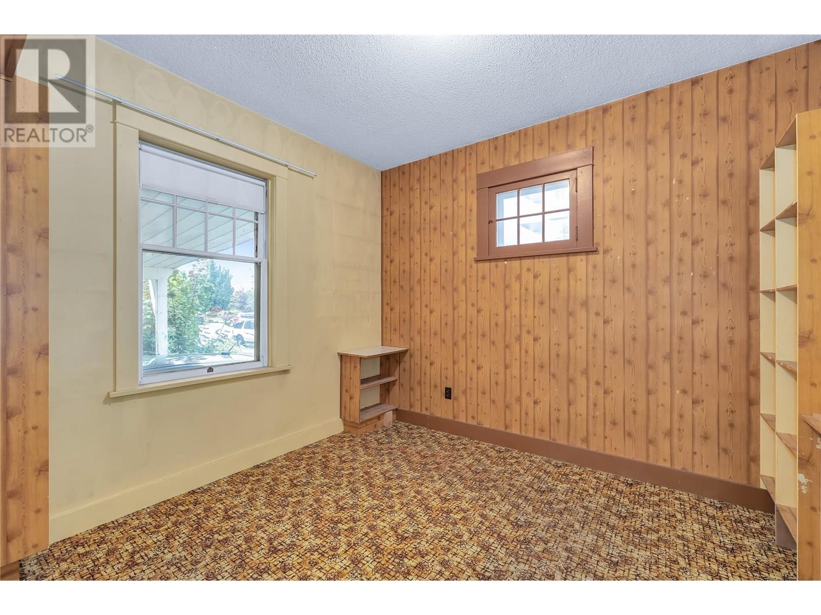 Photo 31 of 1754 Ethel Street, Kelowna BC