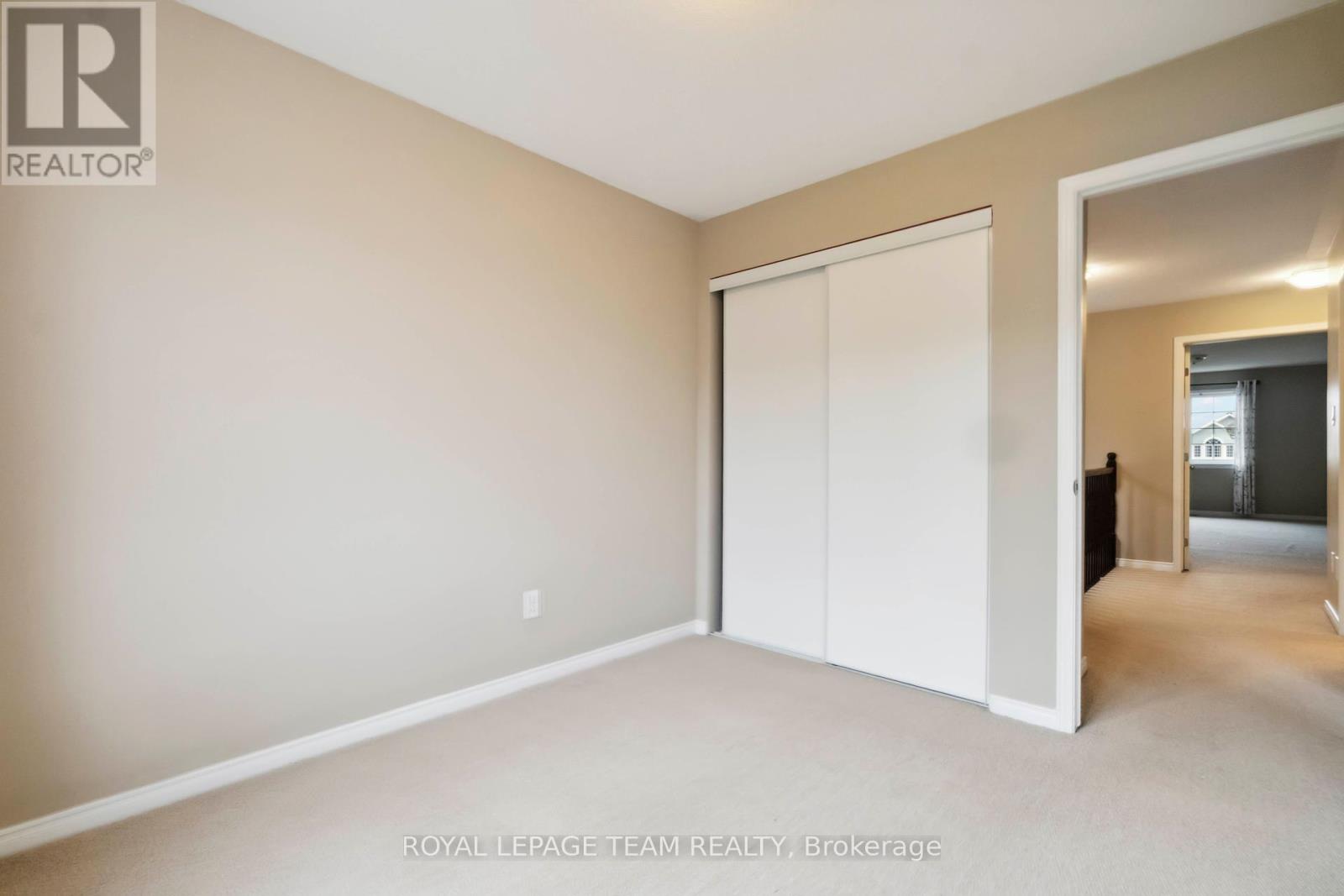 Photo 20 of 910 Caldermill Private, Ottawa ON