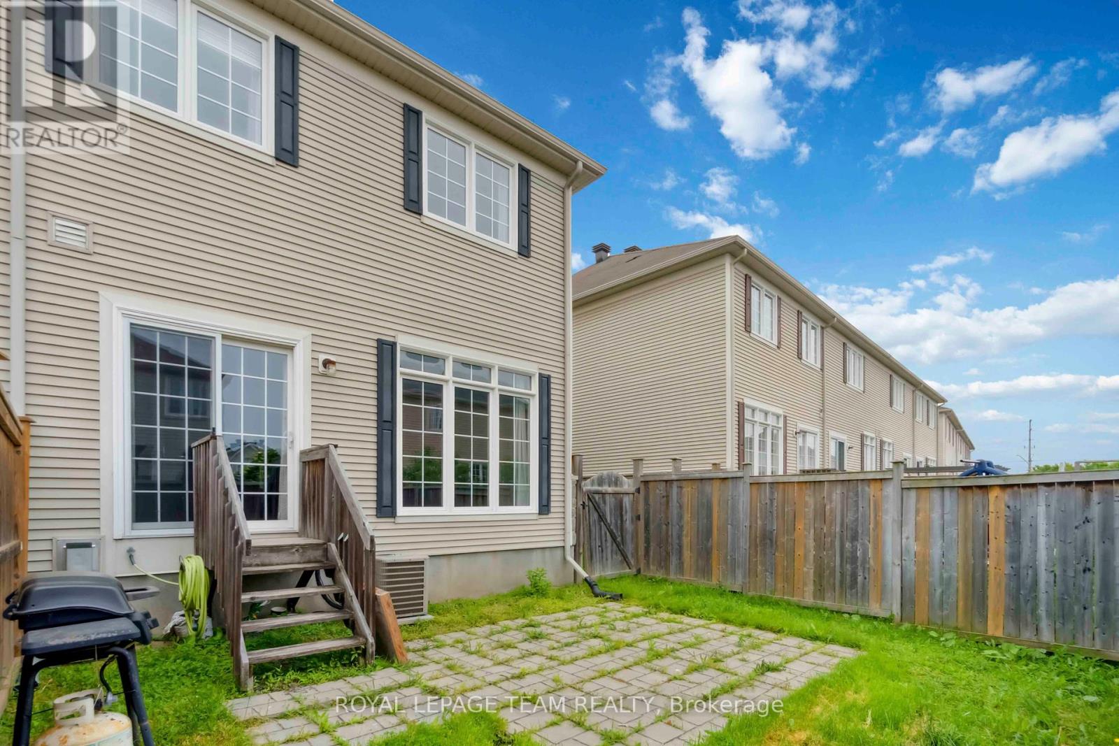 Photo 26 of 910 Caldermill Private, Ottawa ON