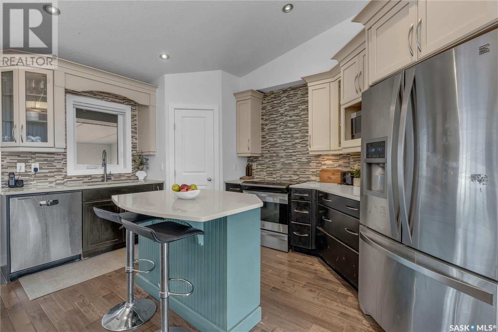 Photo 7 of 4569 Hames Crescent, Regina SK