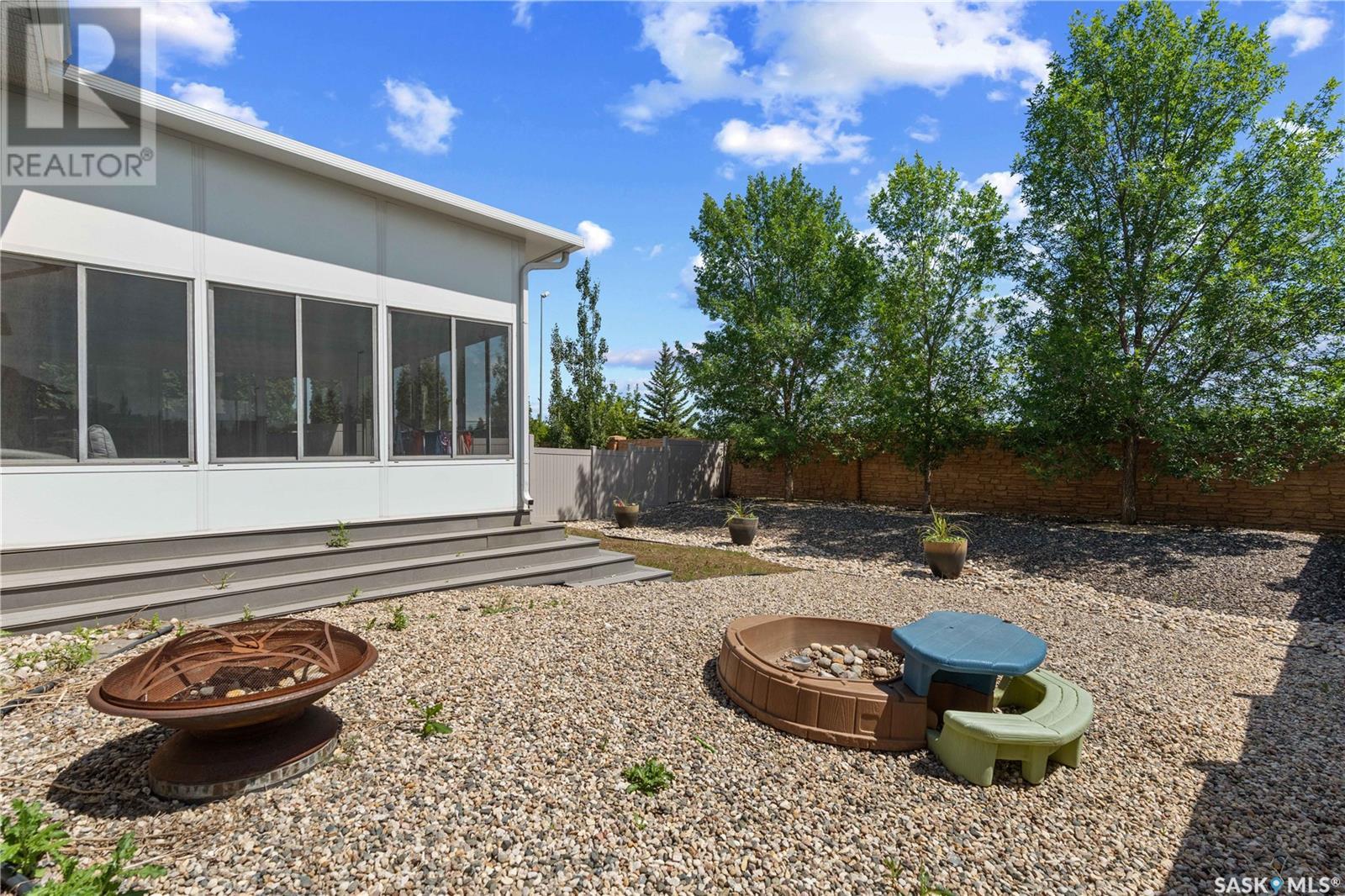 Photo 5 of 4569 Hames Crescent, Regina SK