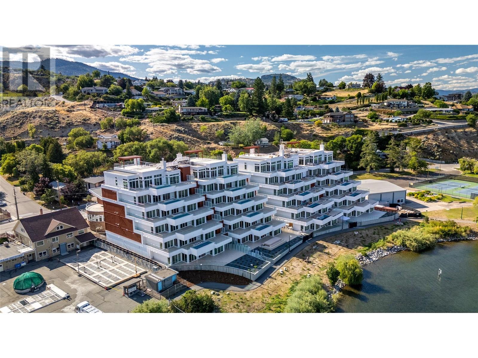 502 13415 Lakeshore Drive South, Summerland