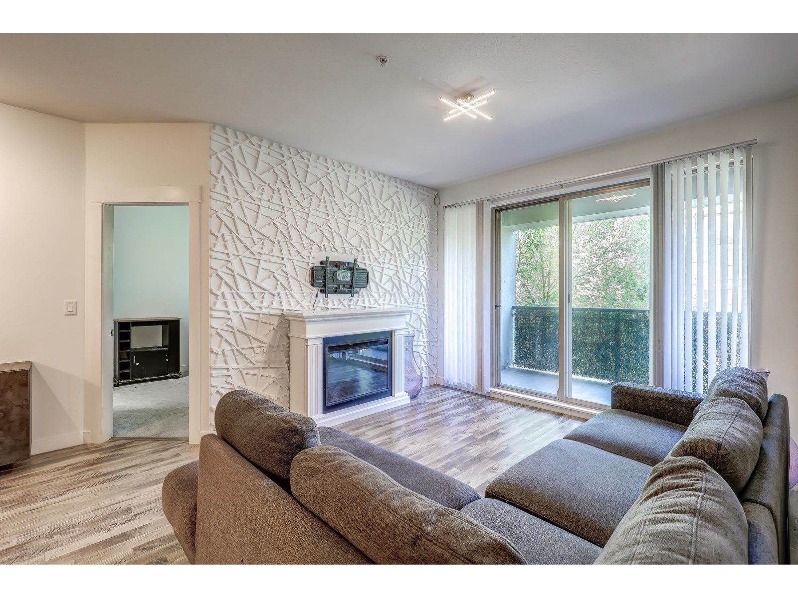 Photo 14 of 311 33546 Holland Avenue, Abbotsford BC