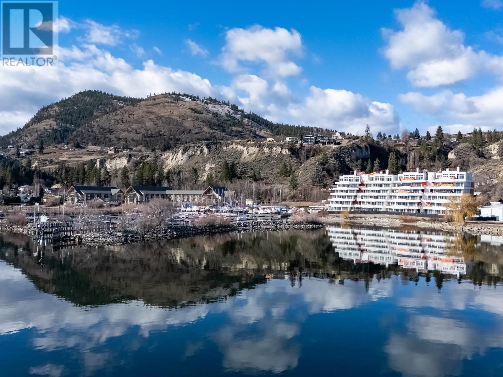 13419 Lakeshore Drive S Unit# 201, Summerland