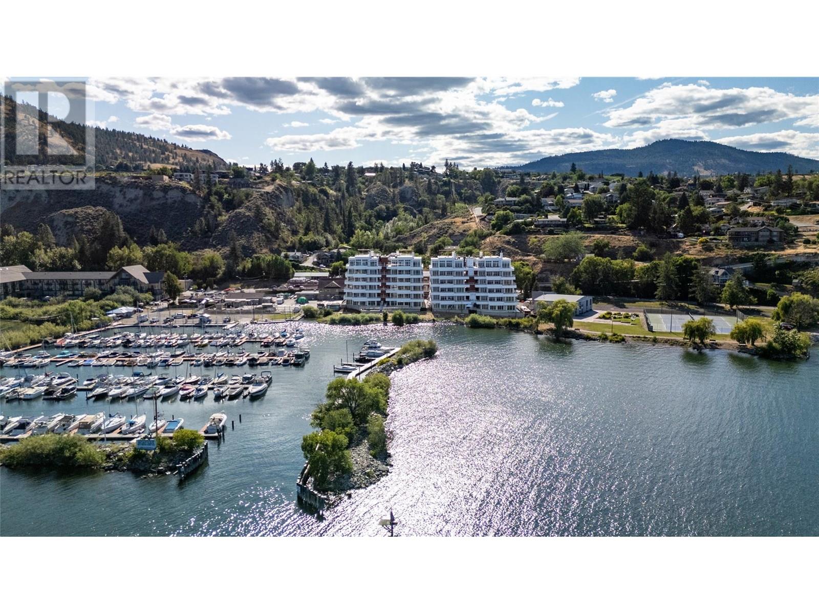 13419 Lakeshore Drive S Unit# 201, Summerland