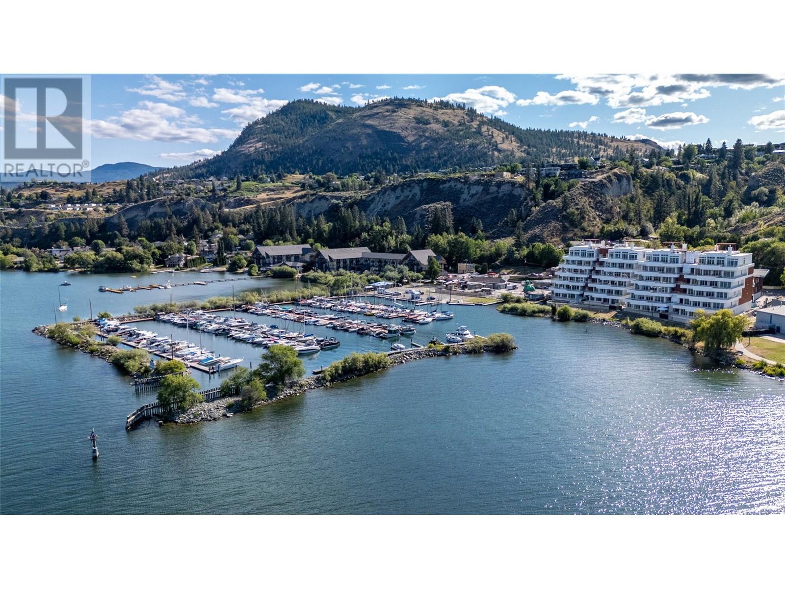 13419 Lakeshore Drive S Unit# 201, Summerland