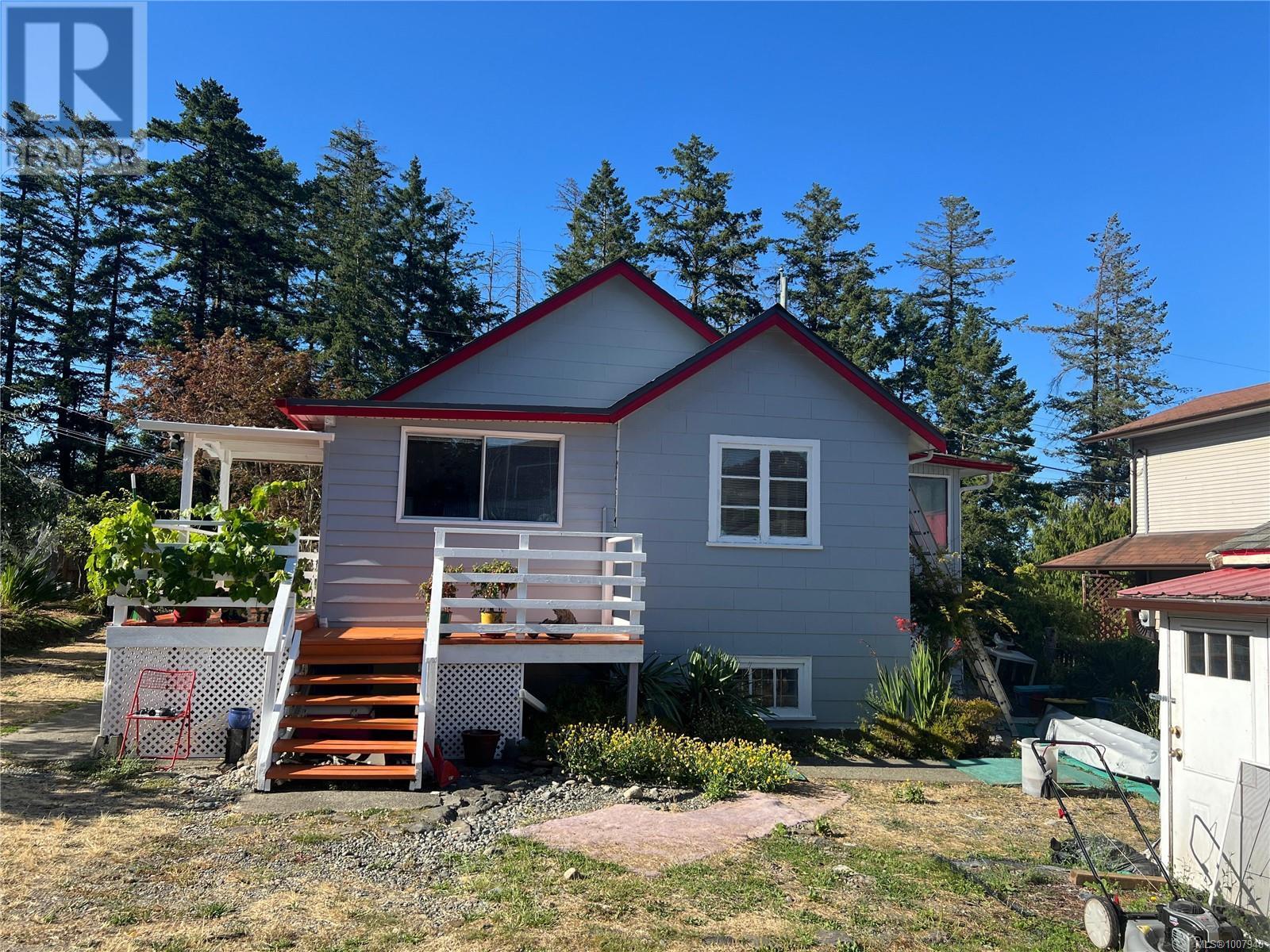 1558 Chaplin St - 1