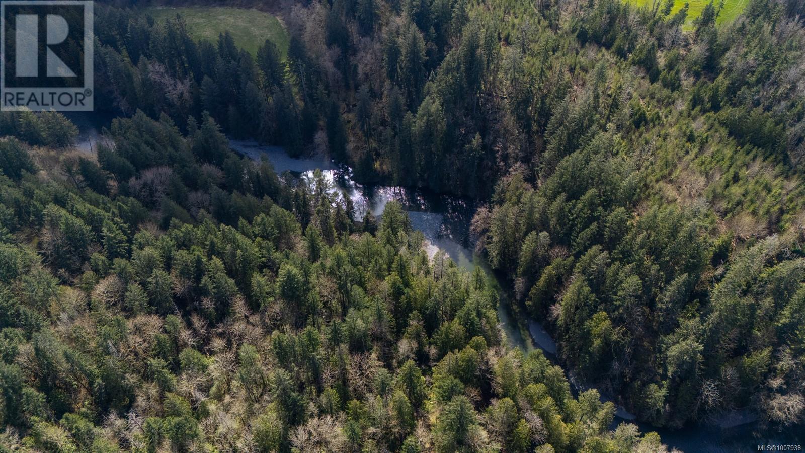 Photo 10 of 8706 Trans Canada Hwy, Chemainus BC