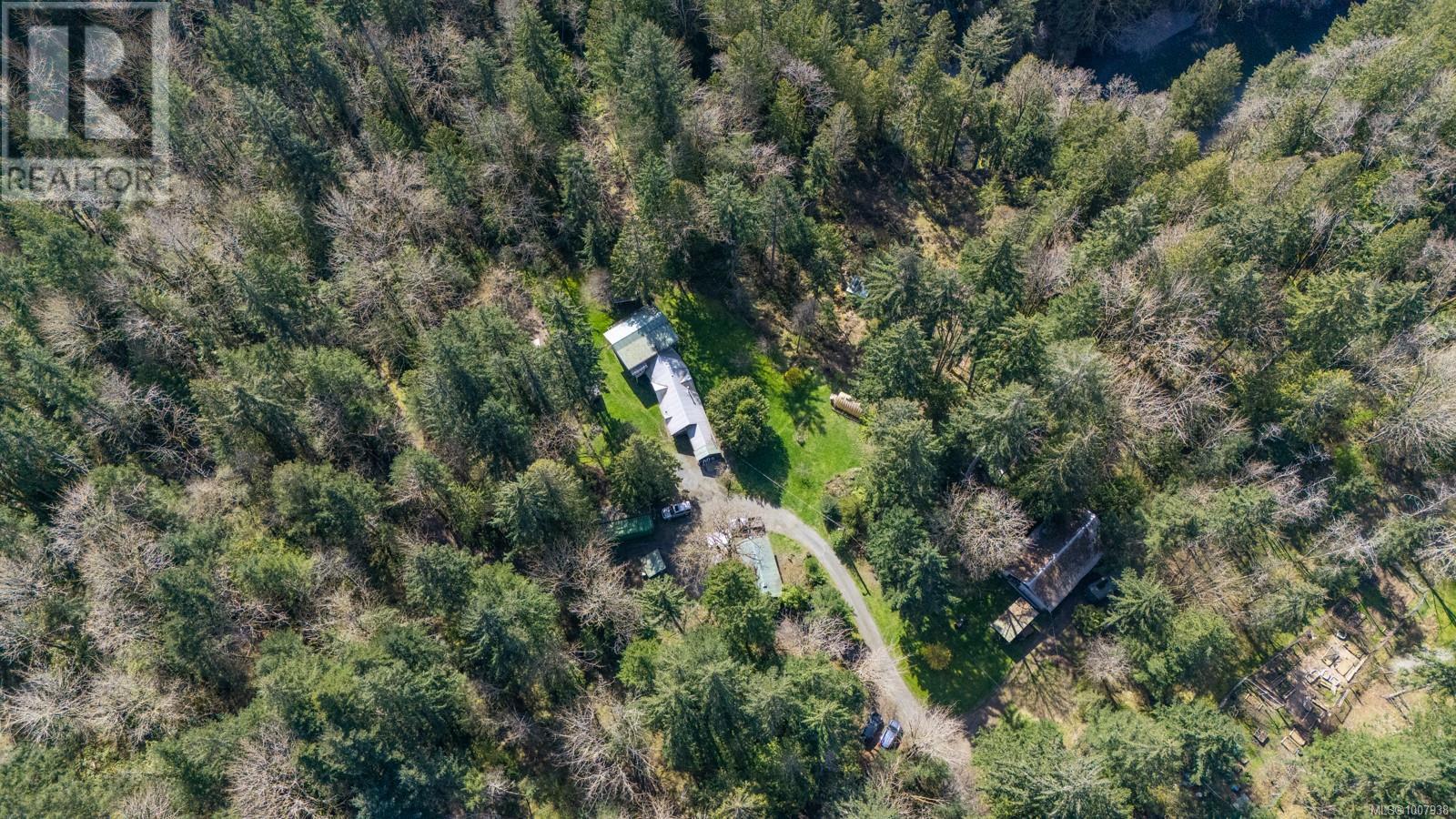 Photo 8 of 8706 Trans Canada Hwy, Chemainus BC