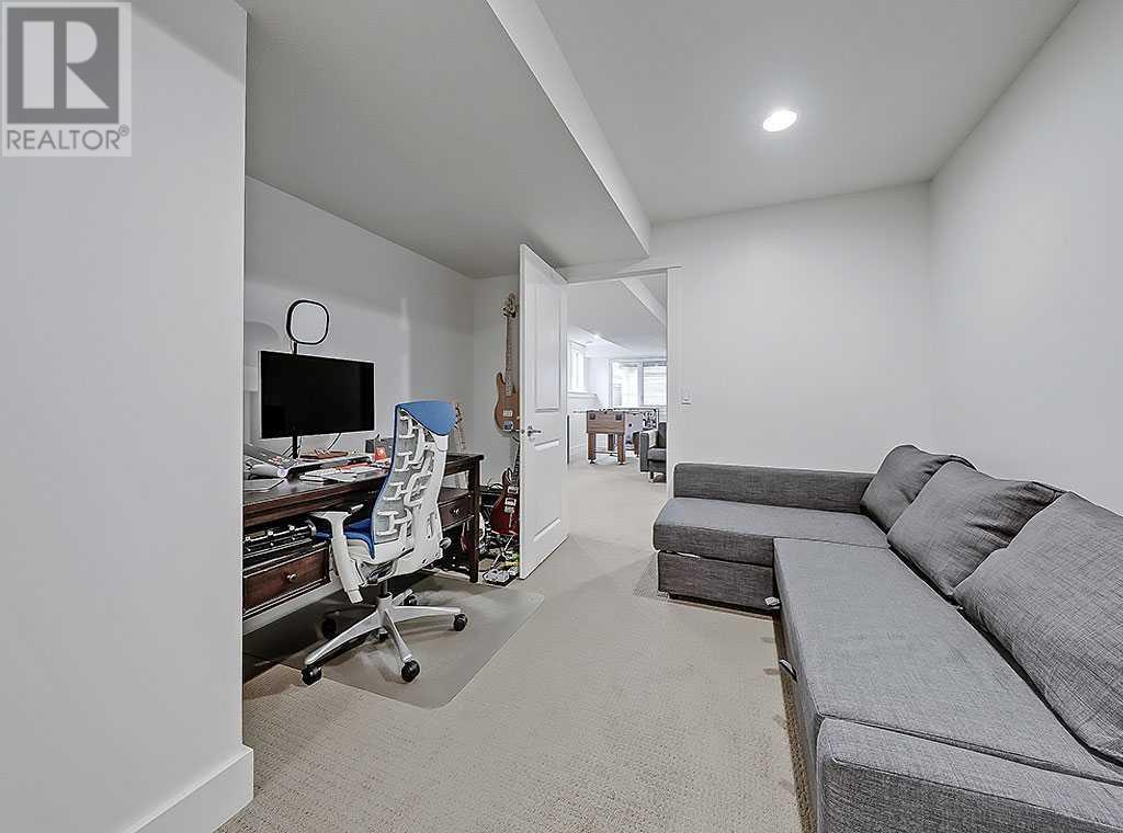 Single Family House for Sale in   Street SW Shaganappi Calgary 