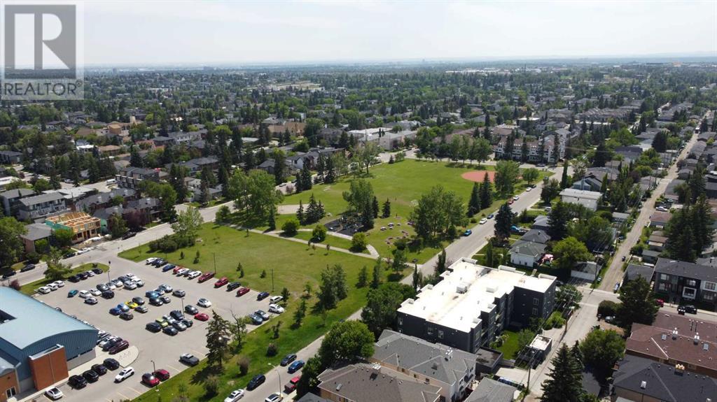 Single Family House for Sale in   Street SW Shaganappi Calgary 