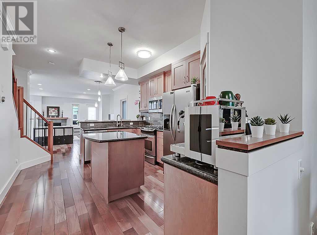 Single Family House for Sale in   Street SW Shaganappi Calgary 
