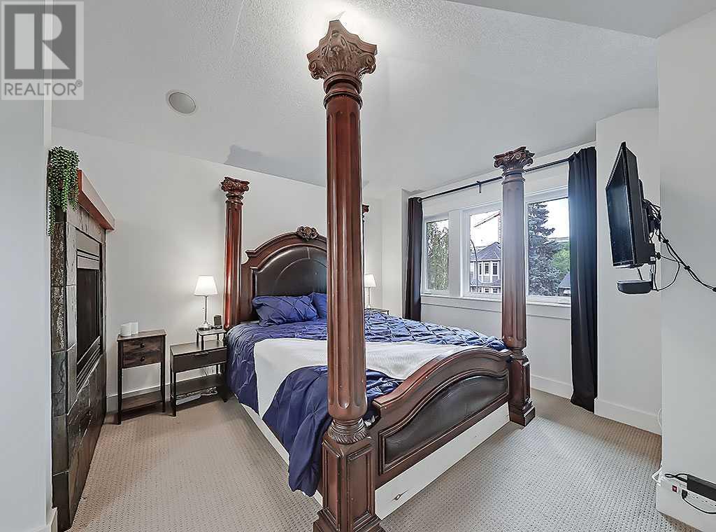 Single Family House for Sale in   Street SW Shaganappi Calgary 