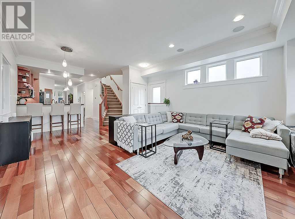 Single Family House for Sale in   Street SW Shaganappi Calgary 