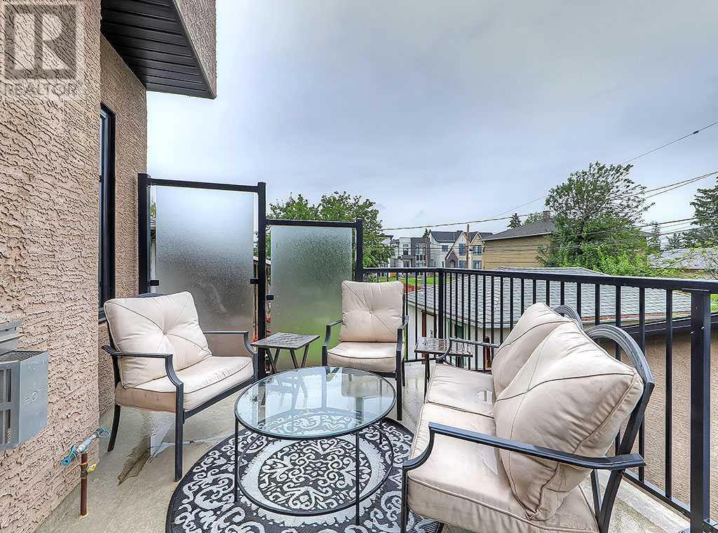 Single Family House for Sale in   Street SW Shaganappi Calgary 