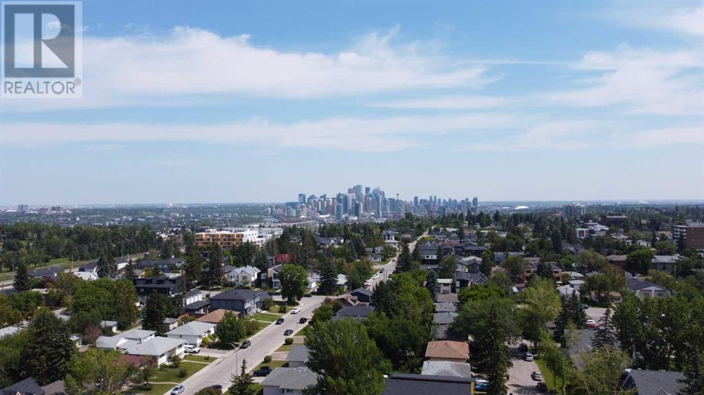 Single Family House for Sale in   Street SW Shaganappi Calgary 