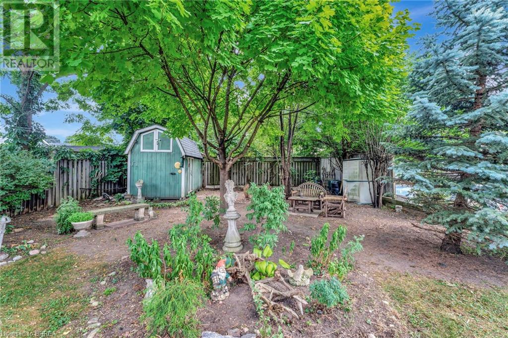 Photo 28 of 243 Wellington Street, Brantford ON