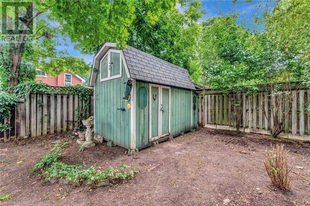 Photo 17 of 243 Wellington Street, Brantford ON