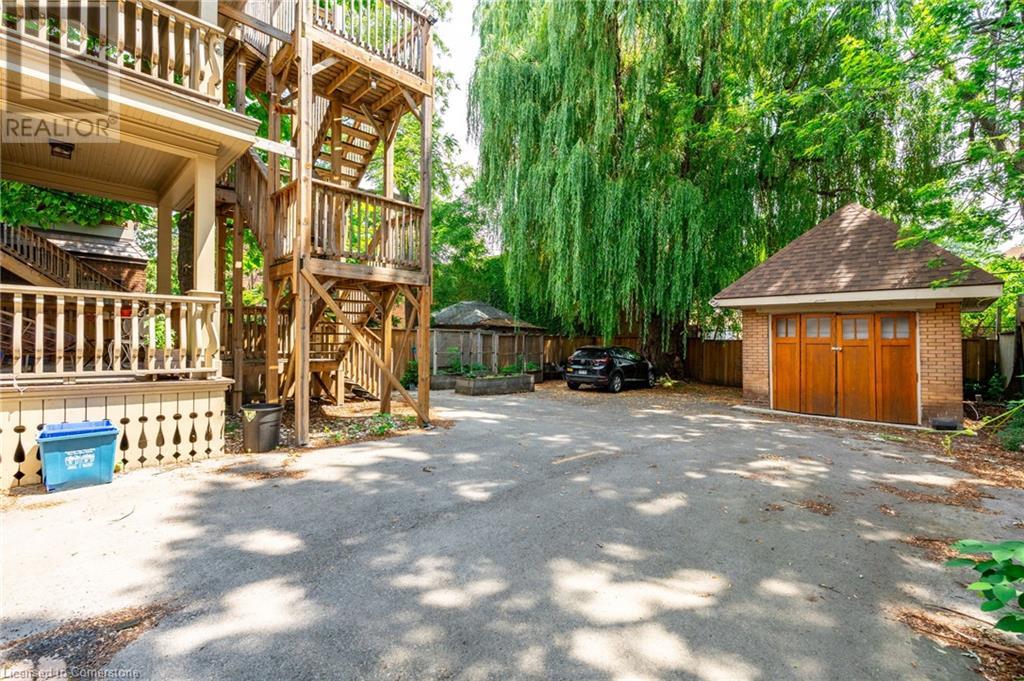 Photo 21 of 137 Sherman Avenue S Unit 4, Hamilton ON