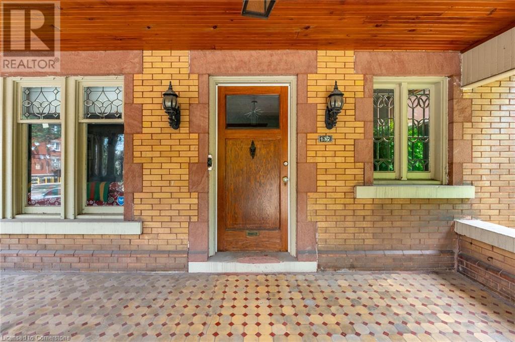 Photo 13 of 137 Sherman Avenue S Unit 4, Hamilton ON