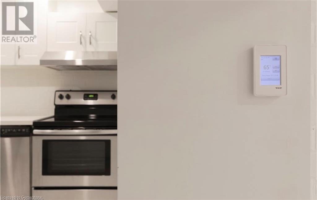 Photo 8 of 137 Sherman Avenue S Unit 4, Hamilton ON