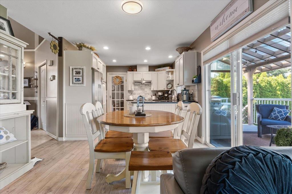 Photo 13 of 3561 Picton Street, Abbotsford BC