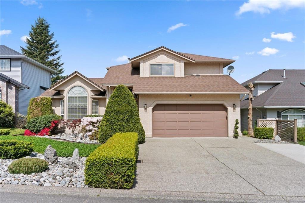 Photo 2 of 3561 Picton Street, Abbotsford BC