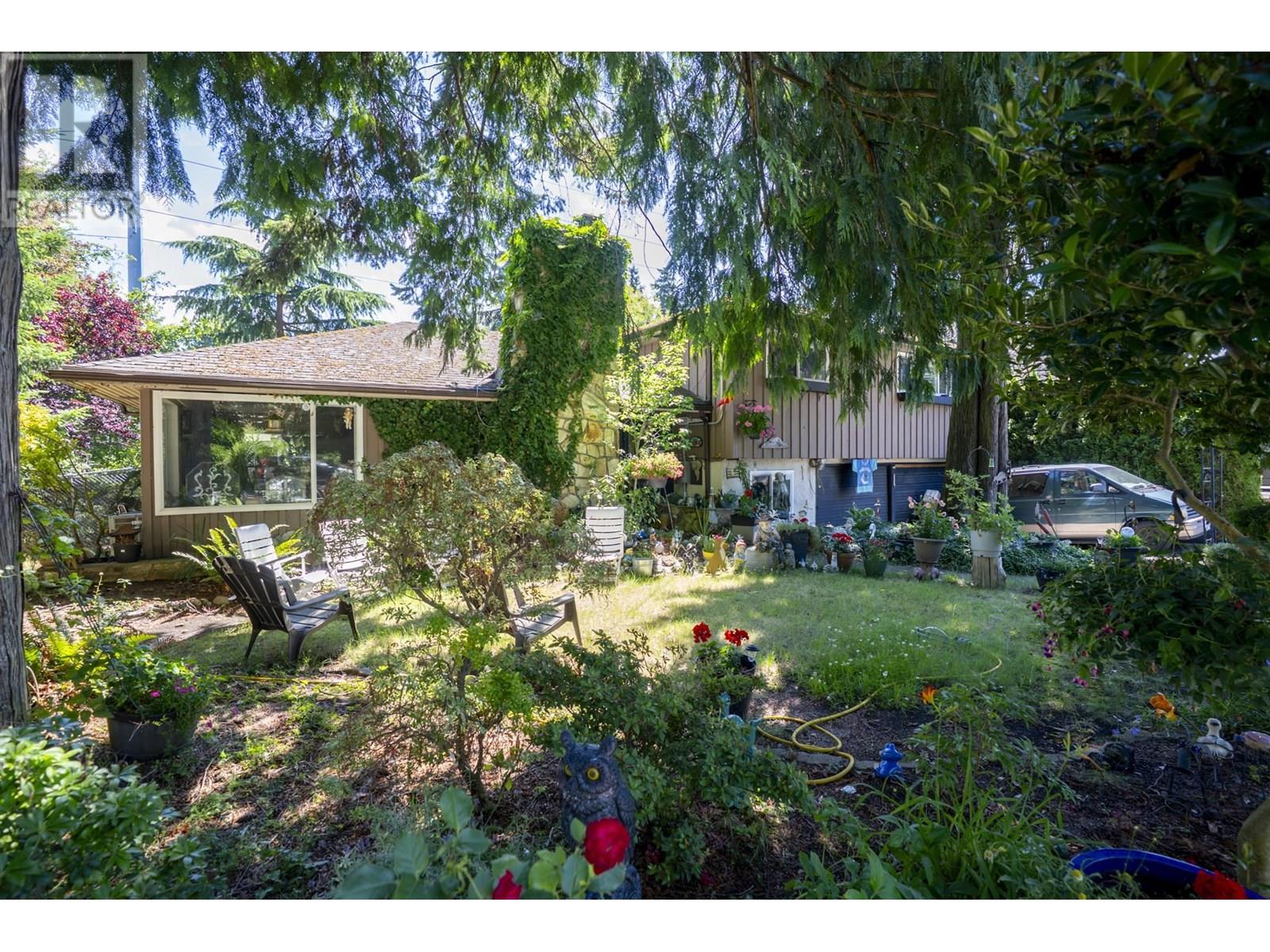 Photo 3 of 1590 53 A Street, Delta BC