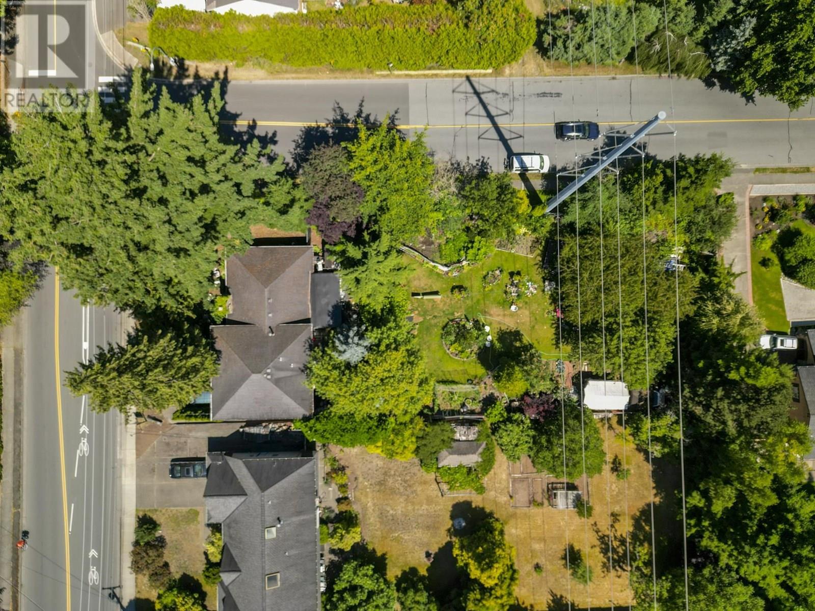 Photo 5 of 1590 53 A Street, Delta BC