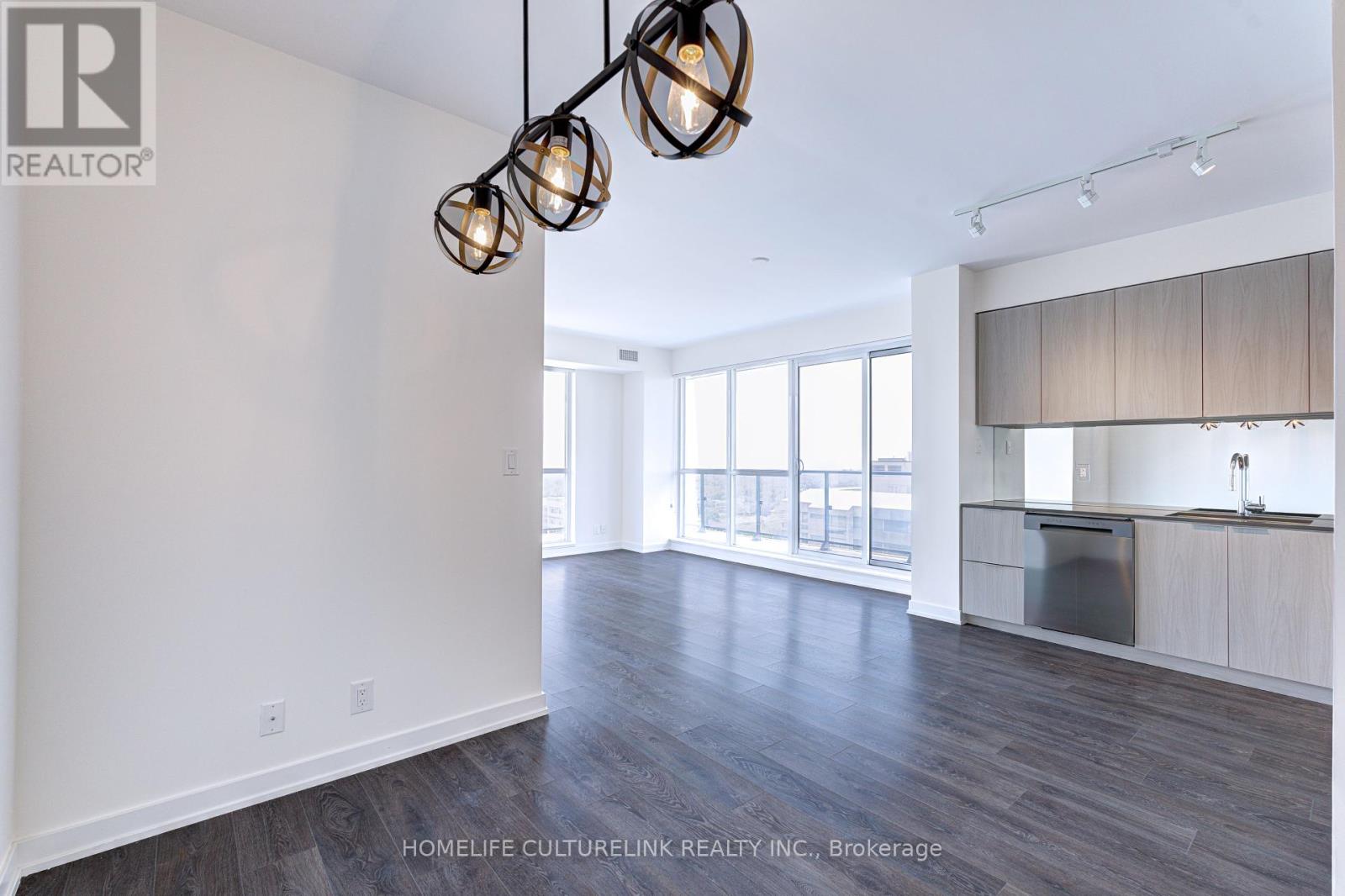 Photo 17 of 1704 609 Avenue Road, Toronto ON