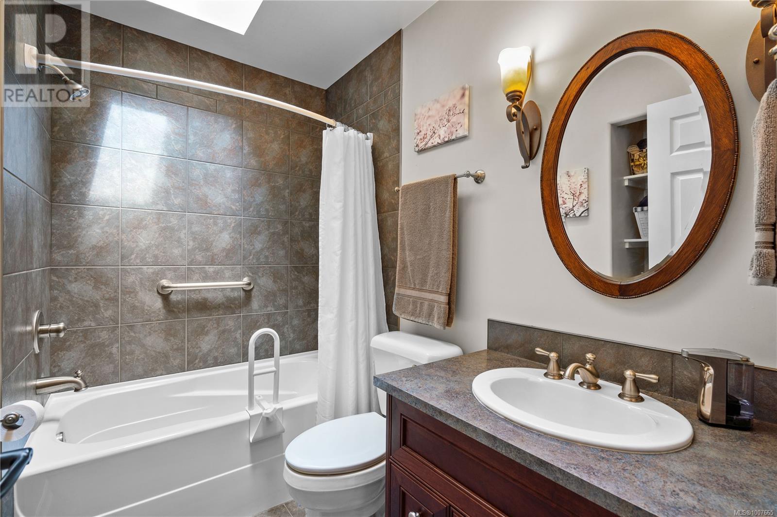 #64 901 KENTWOOD LANE - Image 25