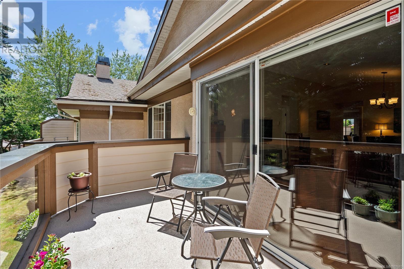 #64 901 KENTWOOD LANE - Image 8