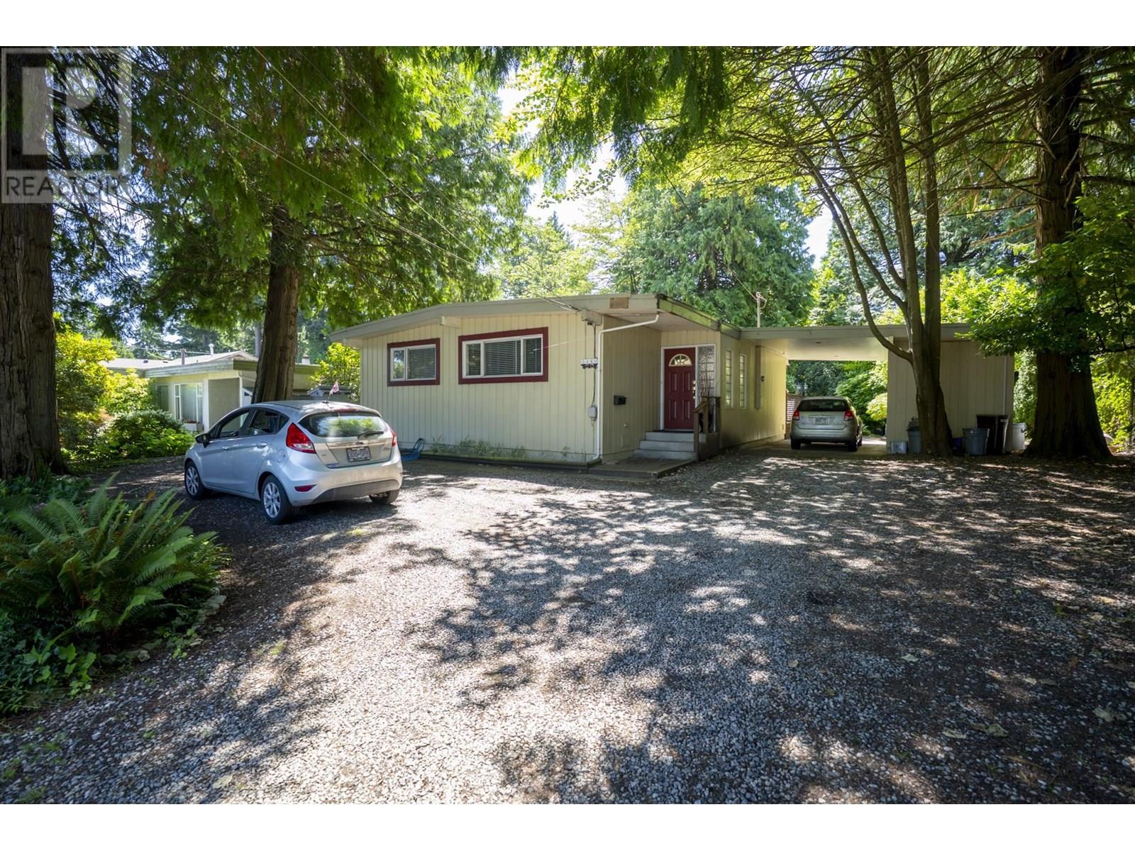 Photo 2 of 5440 16 Avenue, Delta BC
