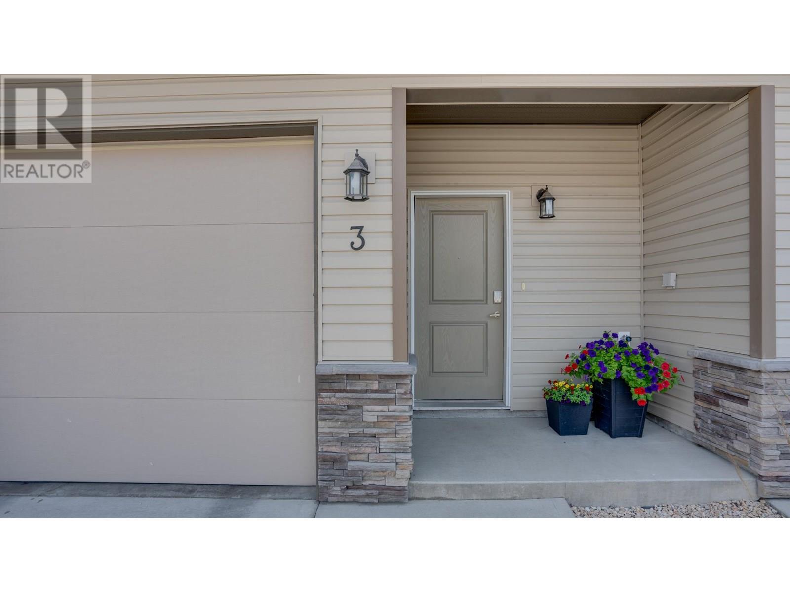 Photo 2 of 933 Mt Robson Place Unit 3, Vernon BC