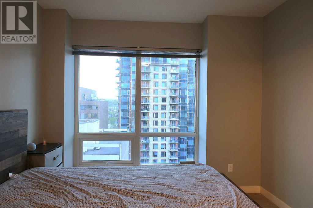 Single Family House for Sale in    Avenue SW Downtown Commercial Core Calgary 