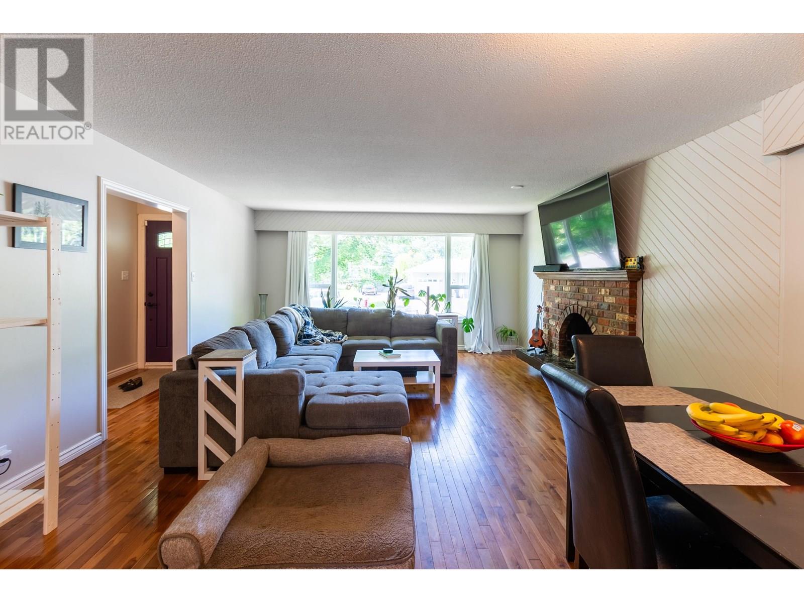 Photo 2 of 1678 Kenwood Street, Prince George BC