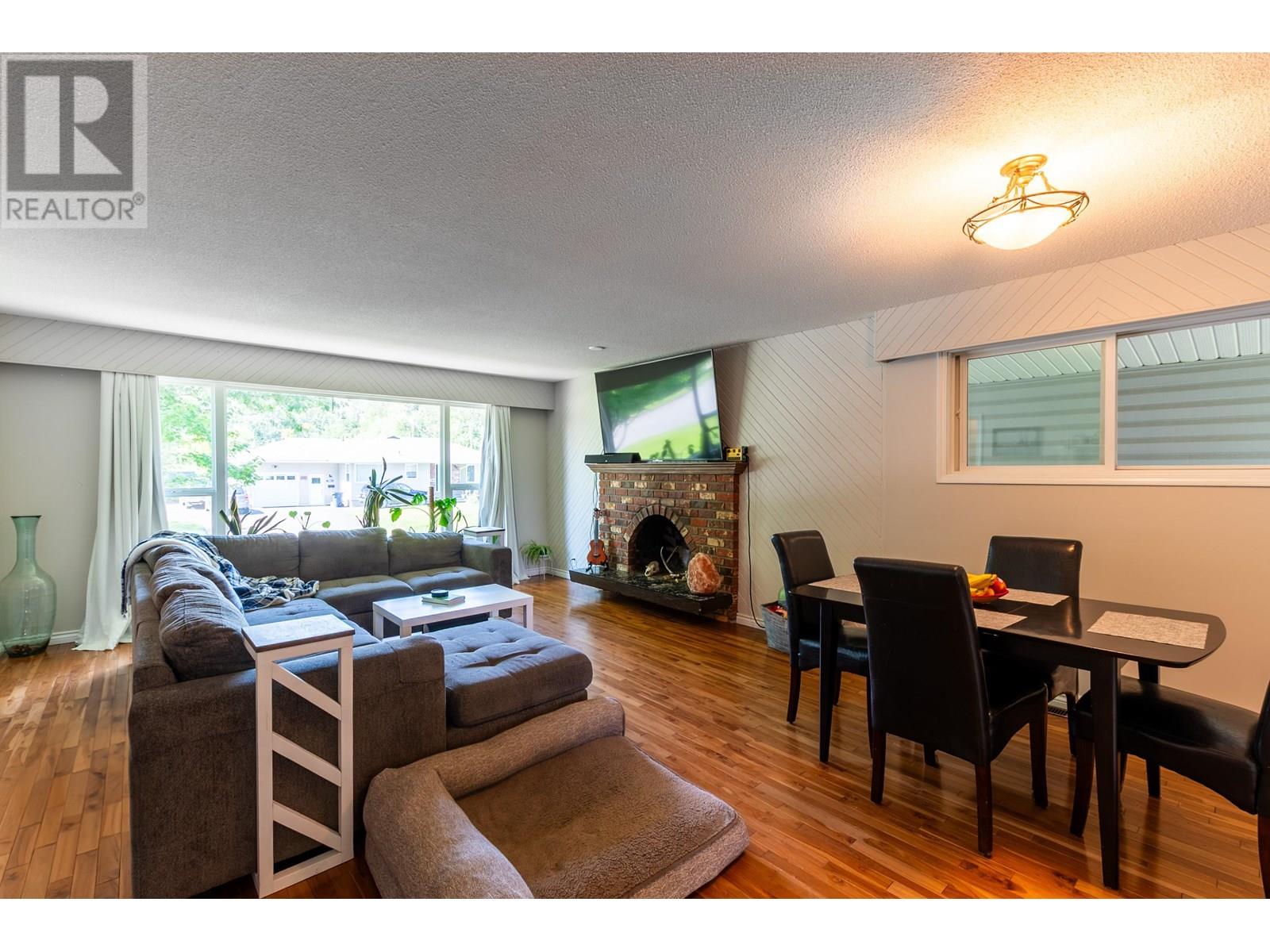 Photo 3 of 1678 Kenwood Street, Prince George BC