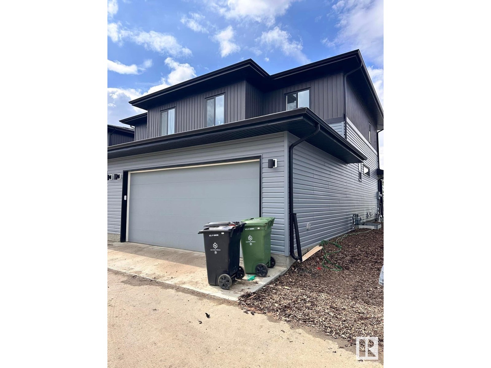 Photo 3 of 75 Greenfield Li, Fort Saskatchewan AB