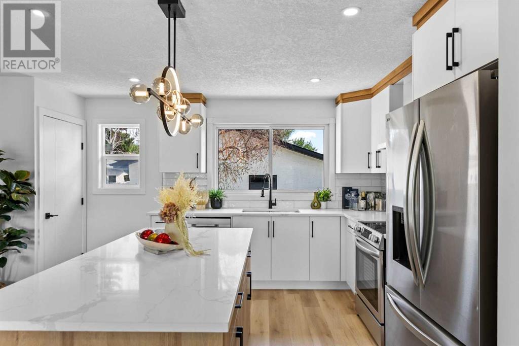 Single Family House Bungalow for Sale in  Pinewind Road NE Pineridge Calgary 