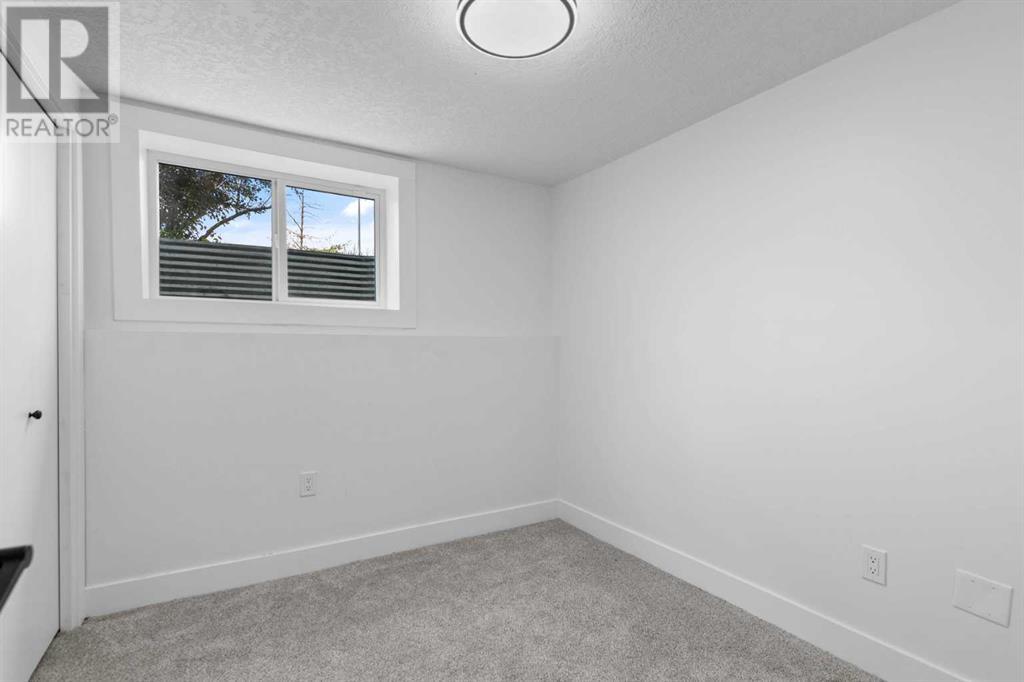 Single Family House Bungalow for Sale in  Pinewind Road NE Pineridge Calgary 