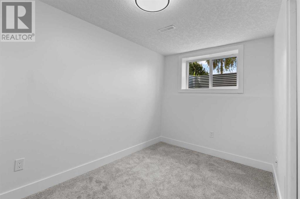 Single Family House Bungalow for Sale in  Pinewind Road NE Pineridge Calgary 